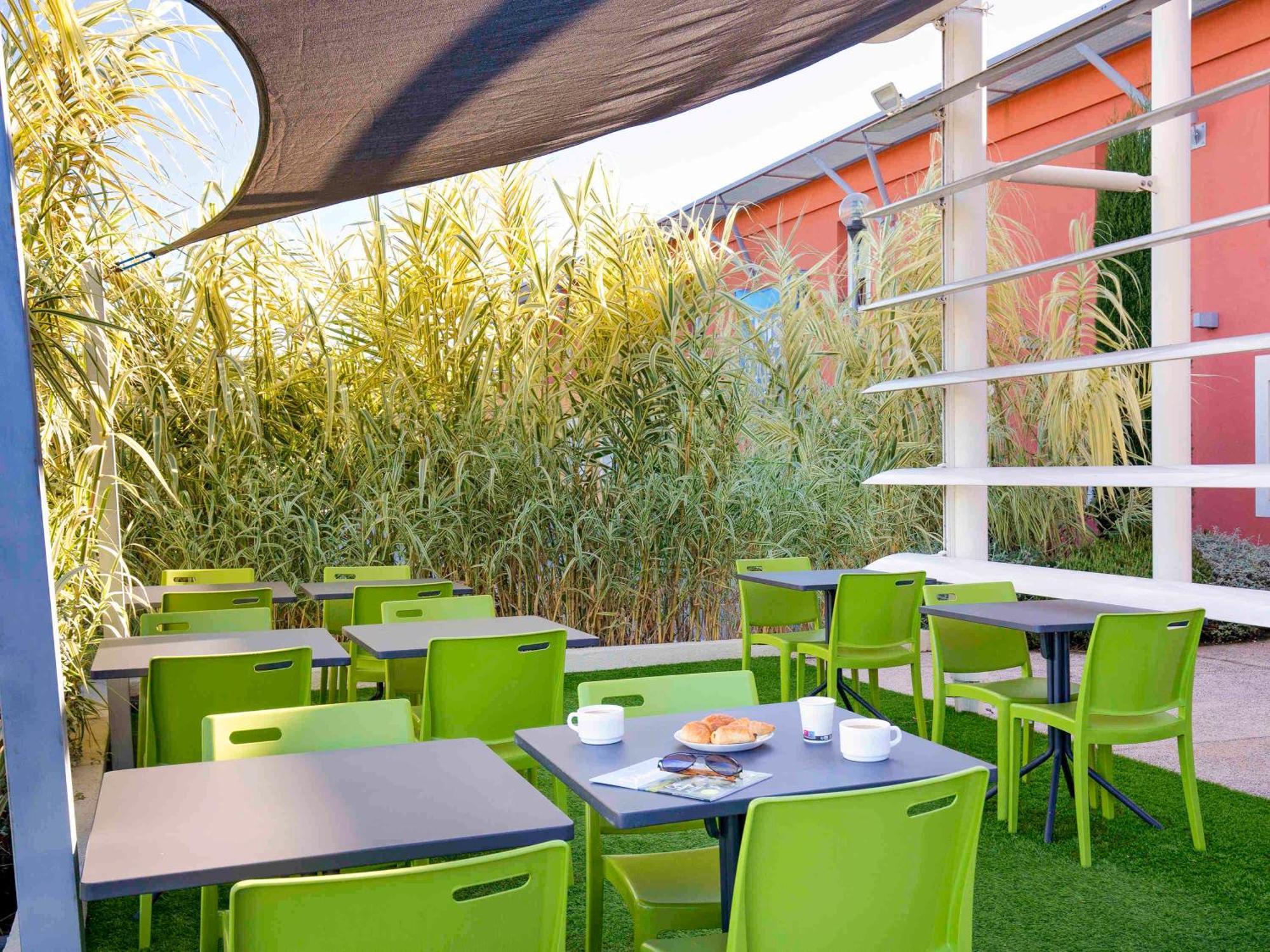 Ibis Budget Saint-Maximin Εξωτερικό φωτογραφία