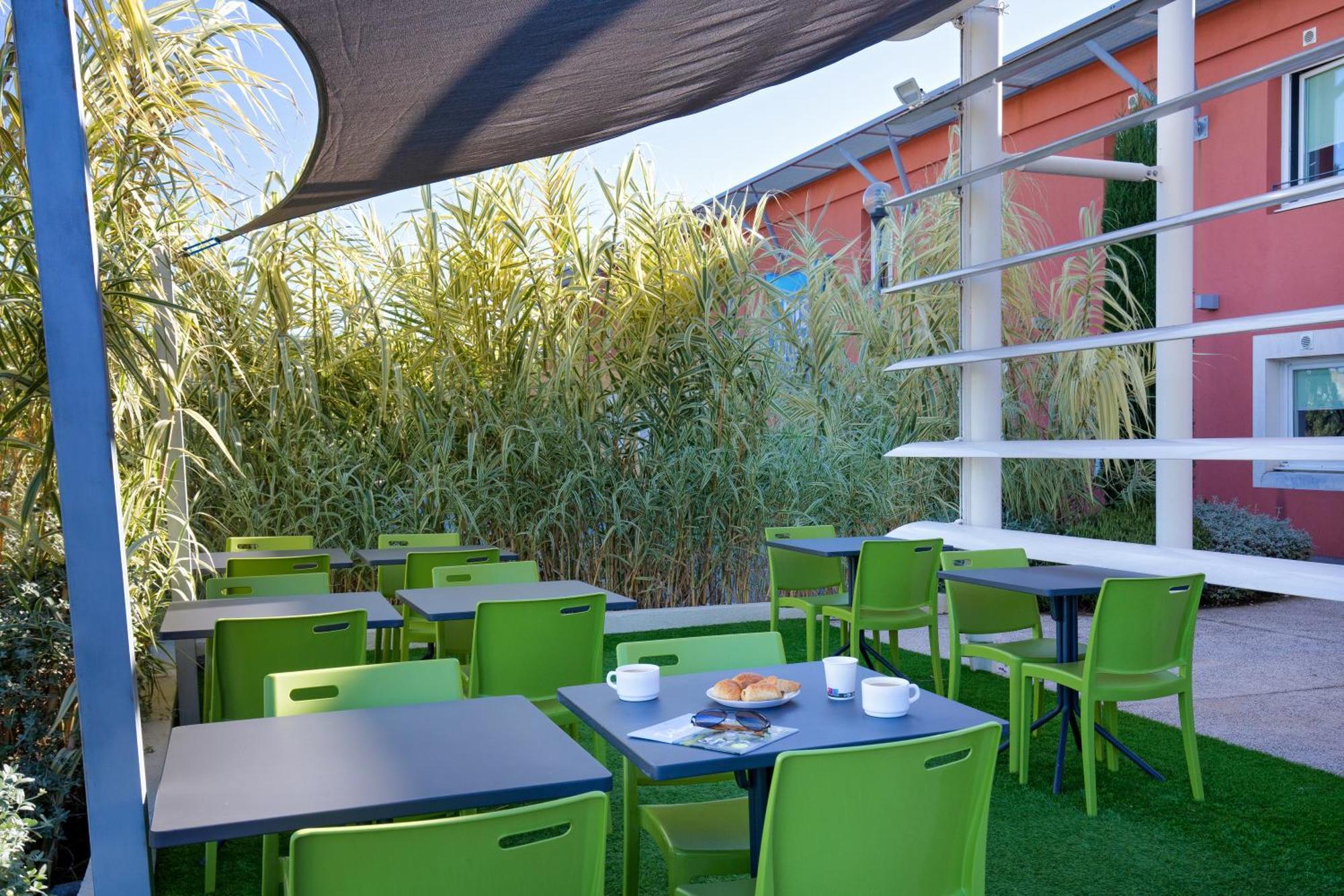 Ibis Budget Saint-Maximin Εξωτερικό φωτογραφία
